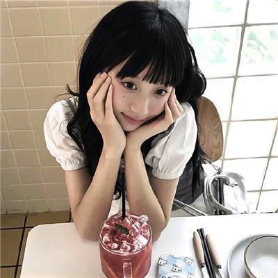 嘲笑的淑女 海报